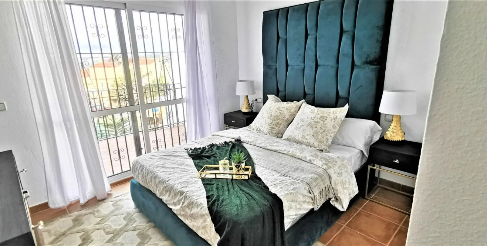 Venta de adosado en Estepona 16