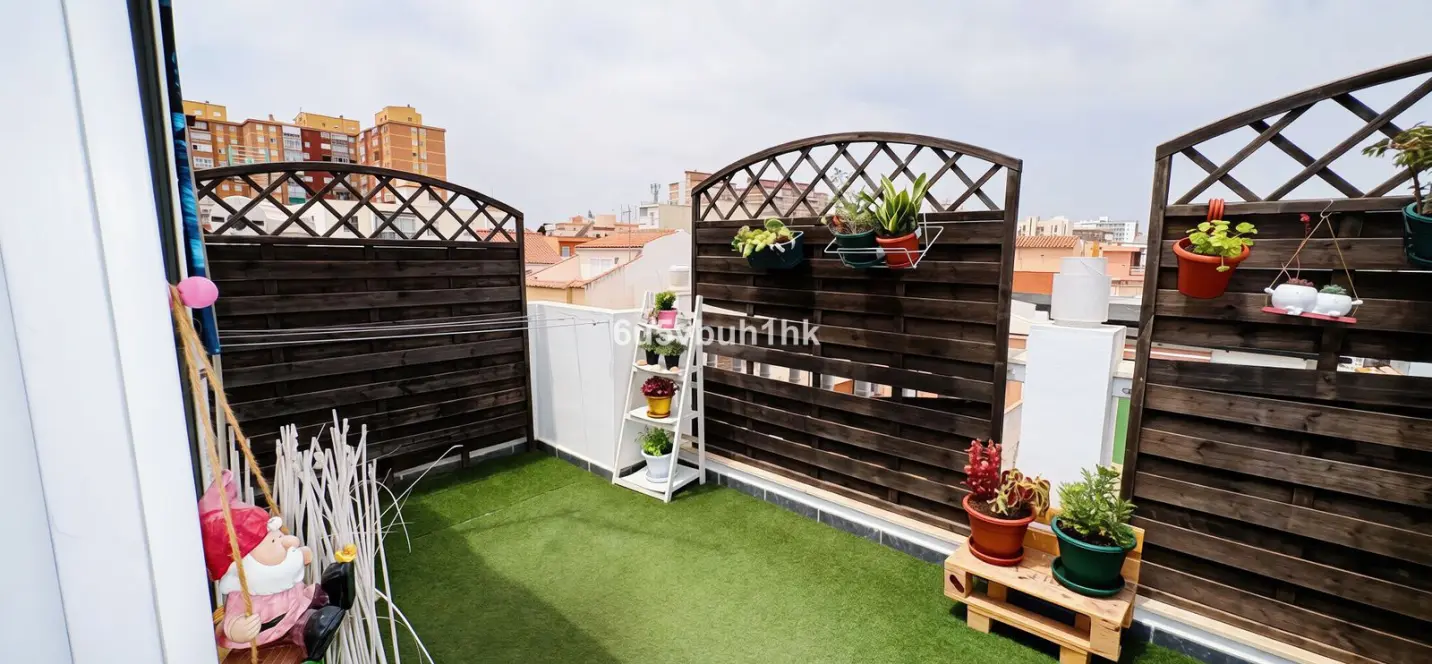 Продажа таунхауса в Malaga - Carretera de Cadiz 1