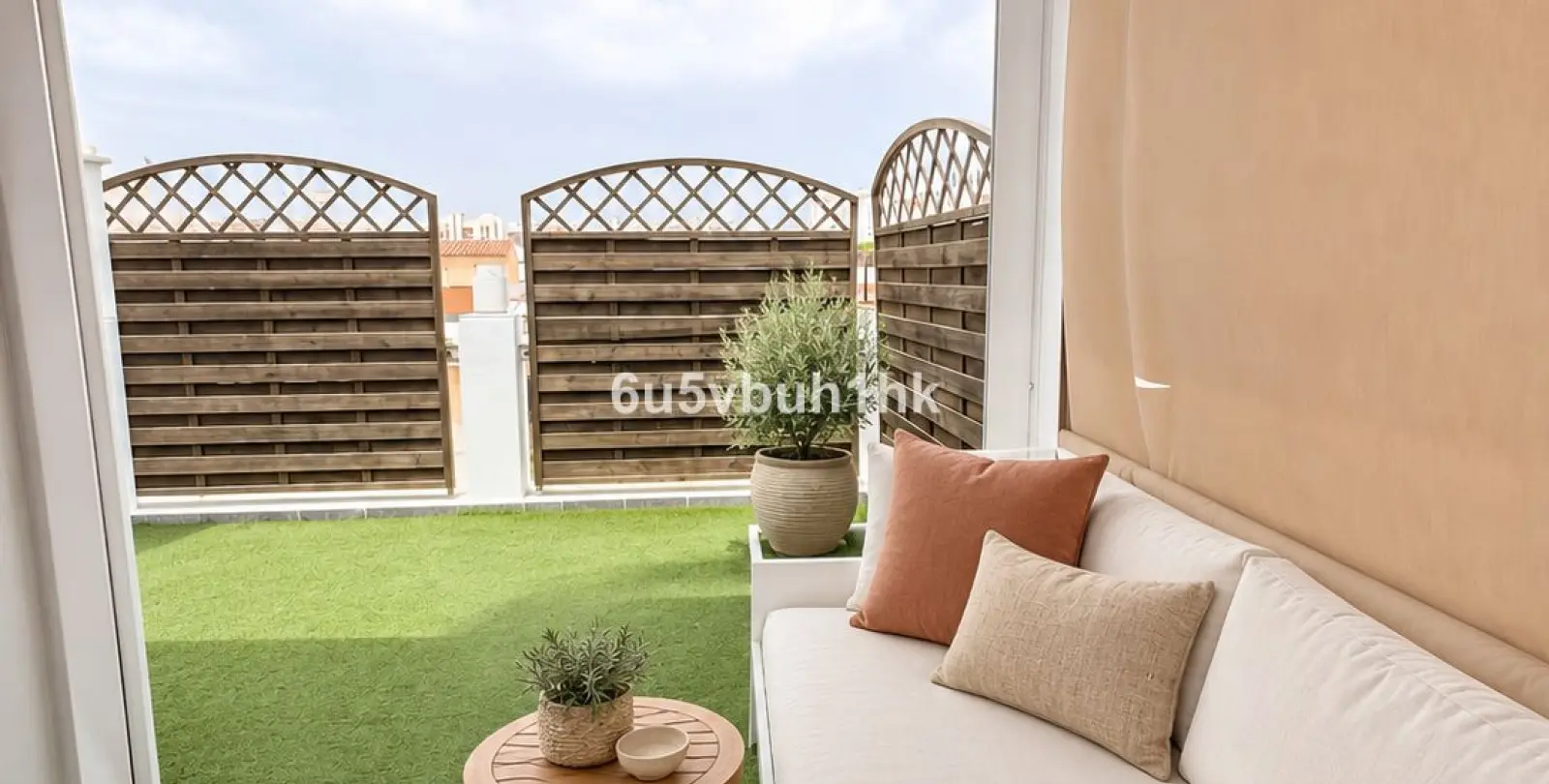 Продажа таунхауса в Malaga - Carretera de Cadiz 22