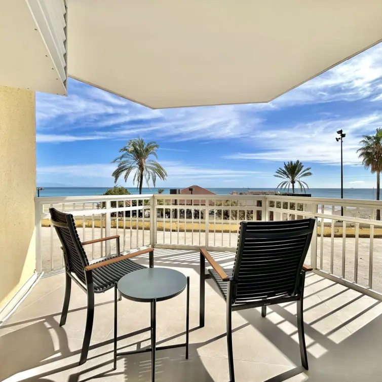 Venta de apartamento en planta media en Fuengirola