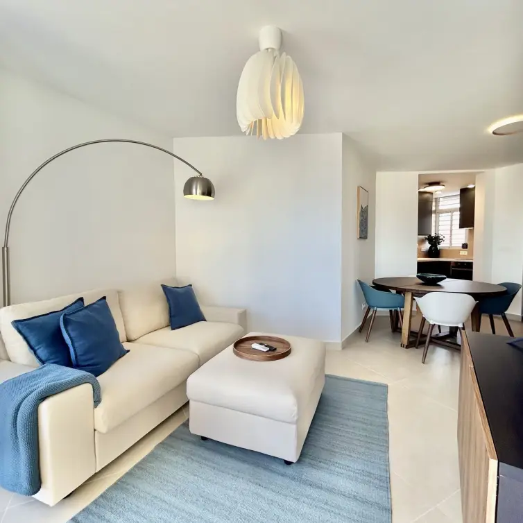 Venta de apartamento en planta media en Fuengirola