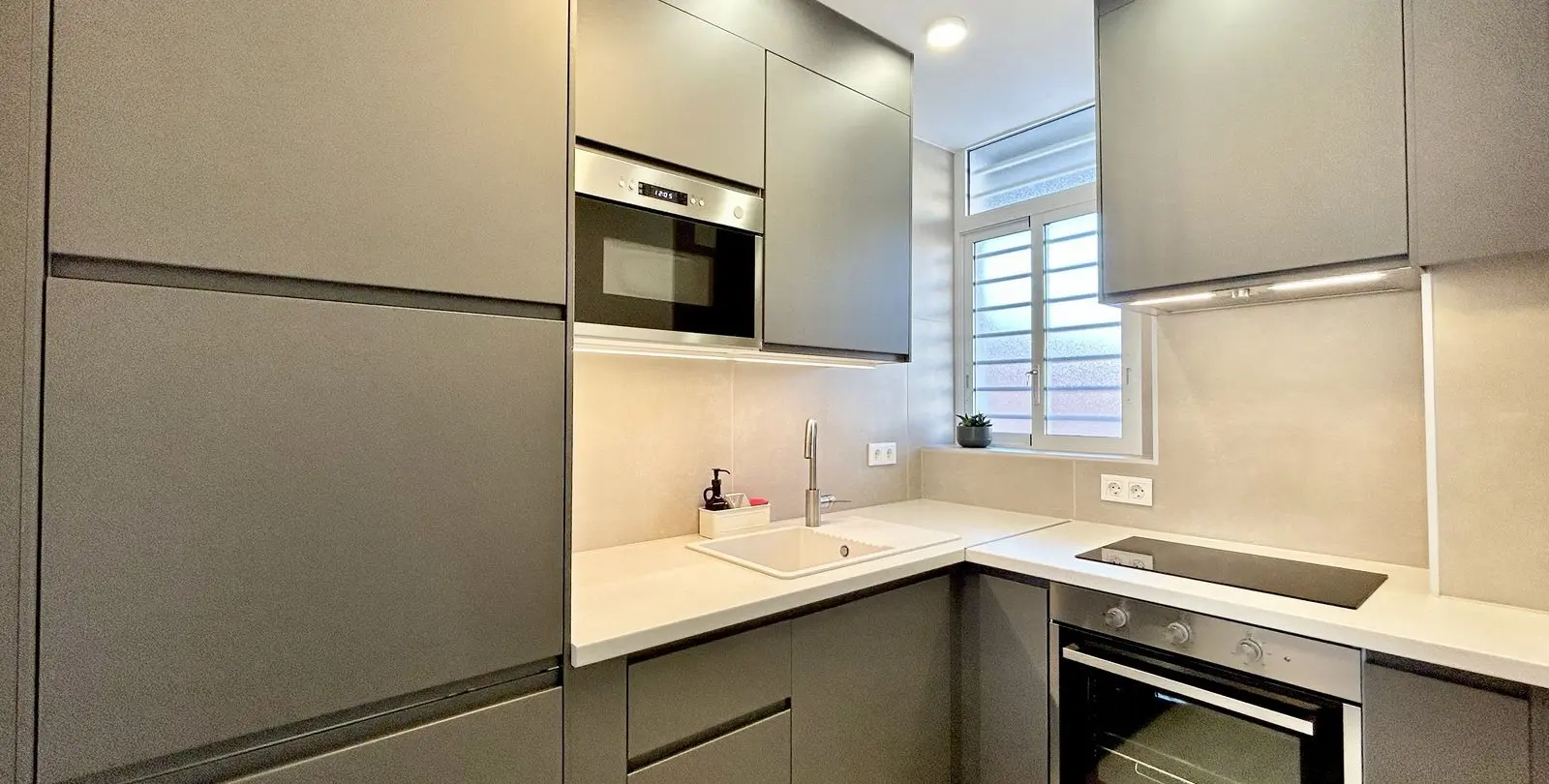 Venta de apartamento en planta media en Fuengirola 9