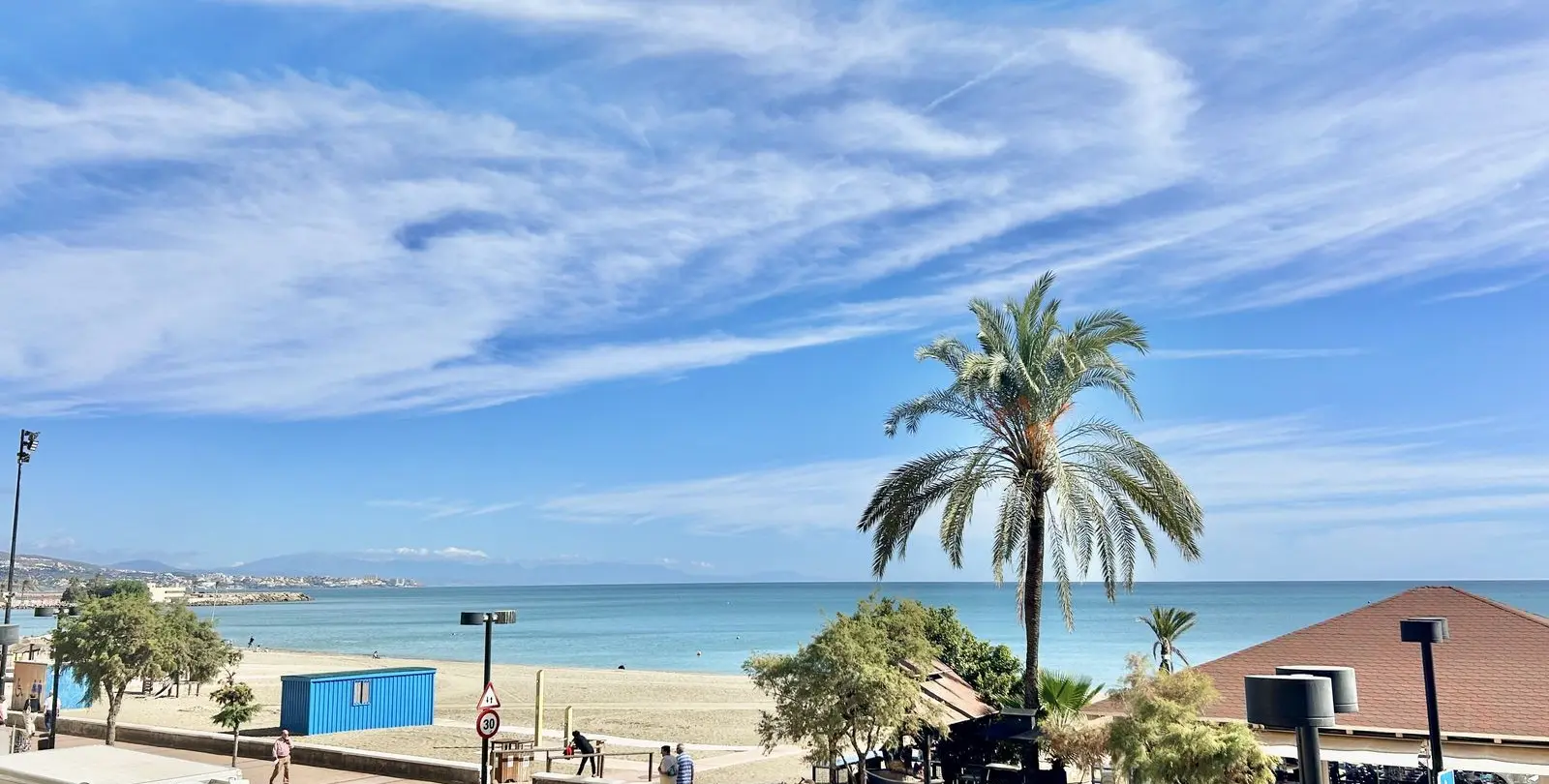 Venta de apartamento en planta media en Fuengirola 30