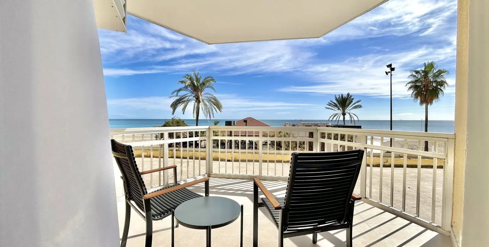 Venta de apartamento en planta media en Fuengirola 31