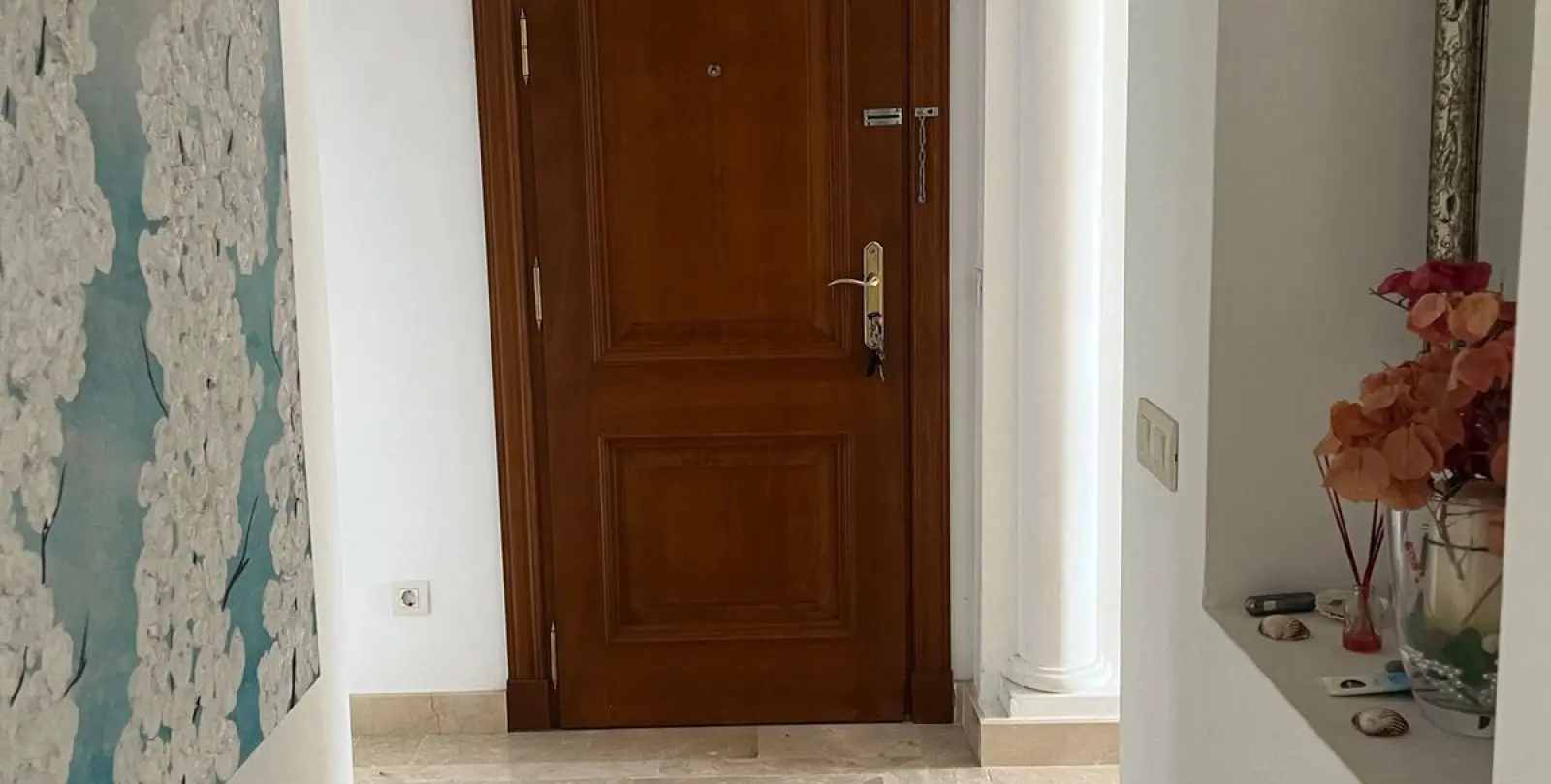 Sale of middle floor apartment in Casares Playa 4