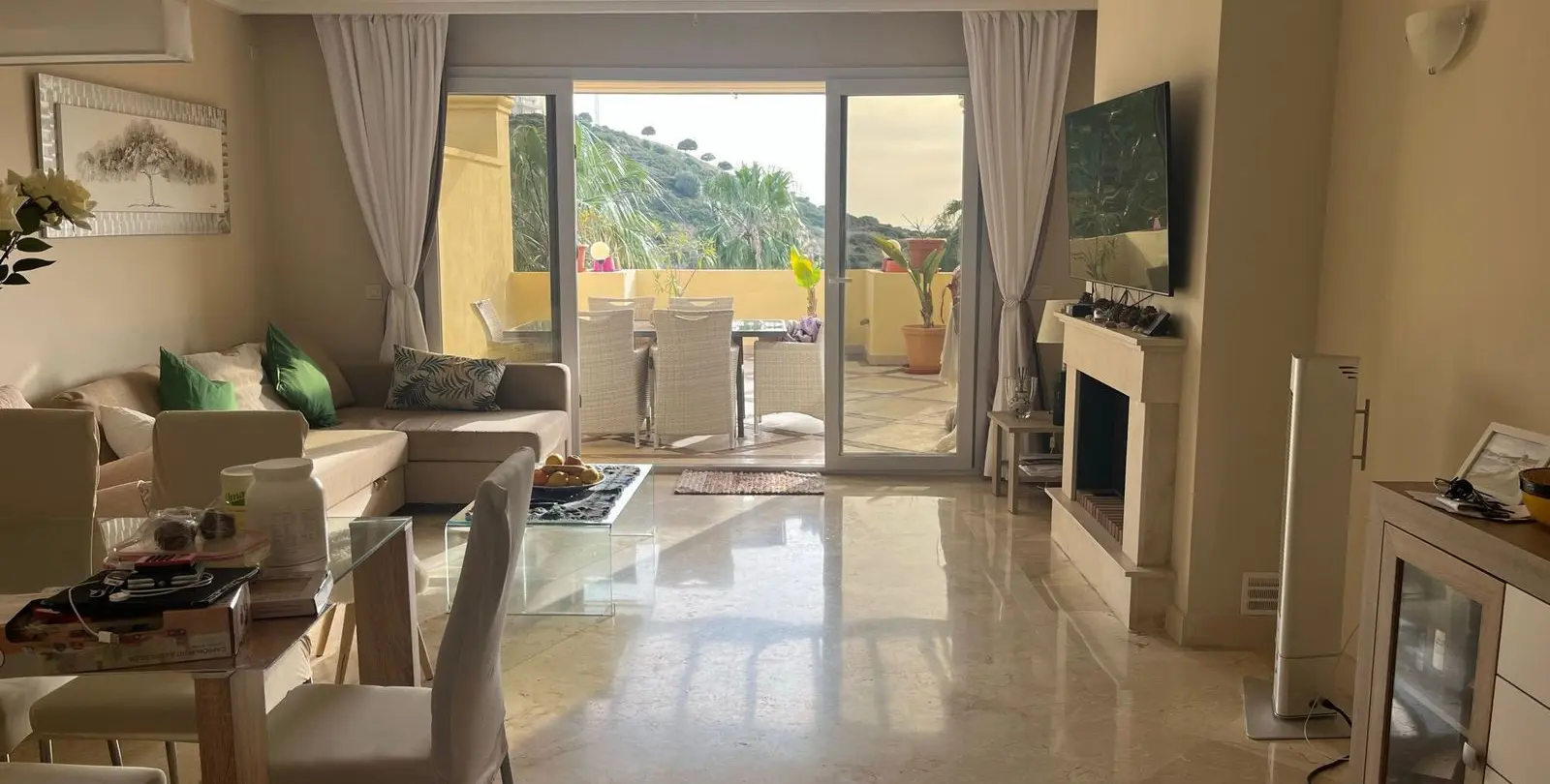 Sale of middle floor apartment in Casares Playa 6