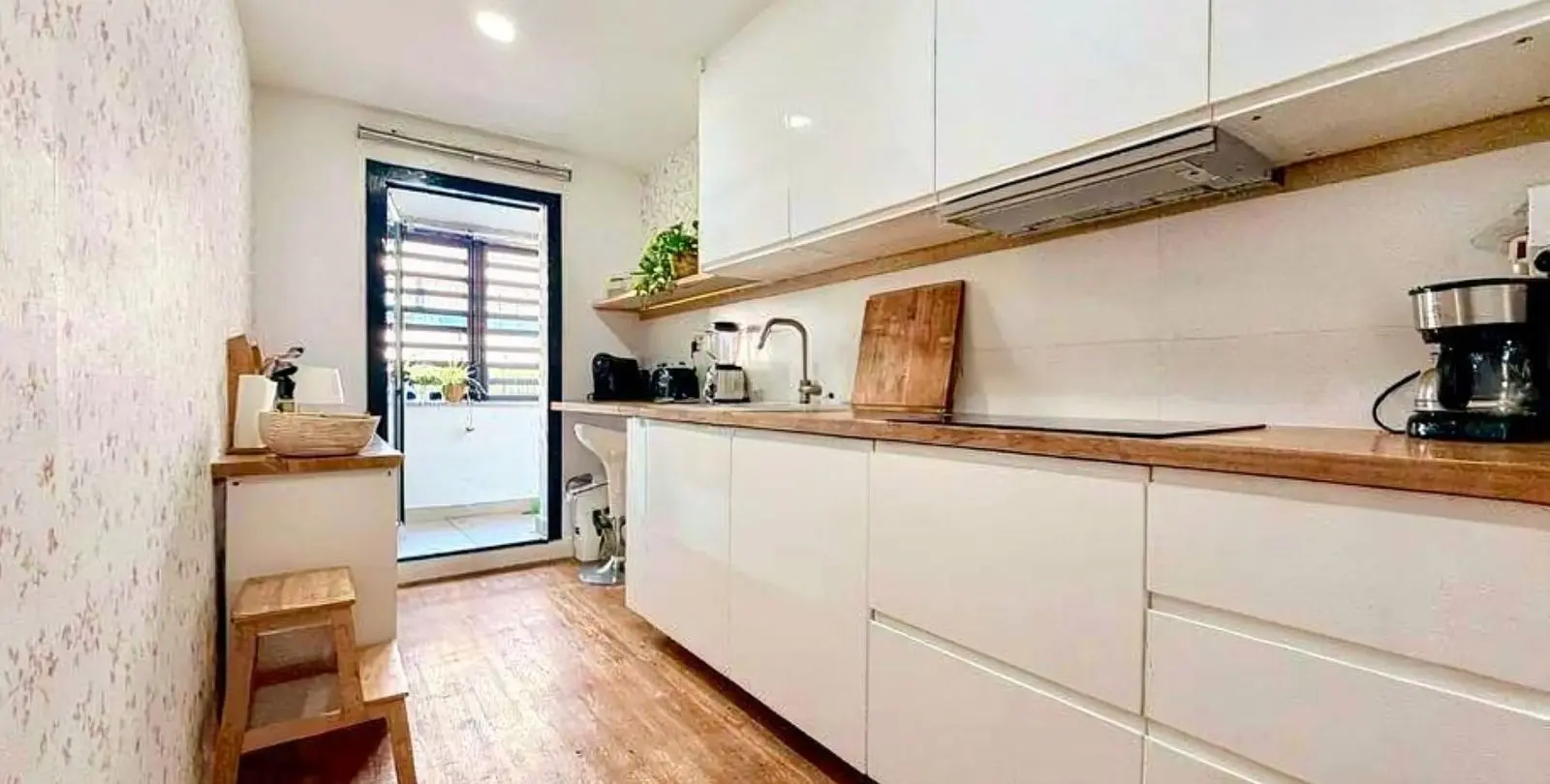 Sale of ground floor apartment in Estepona 3
