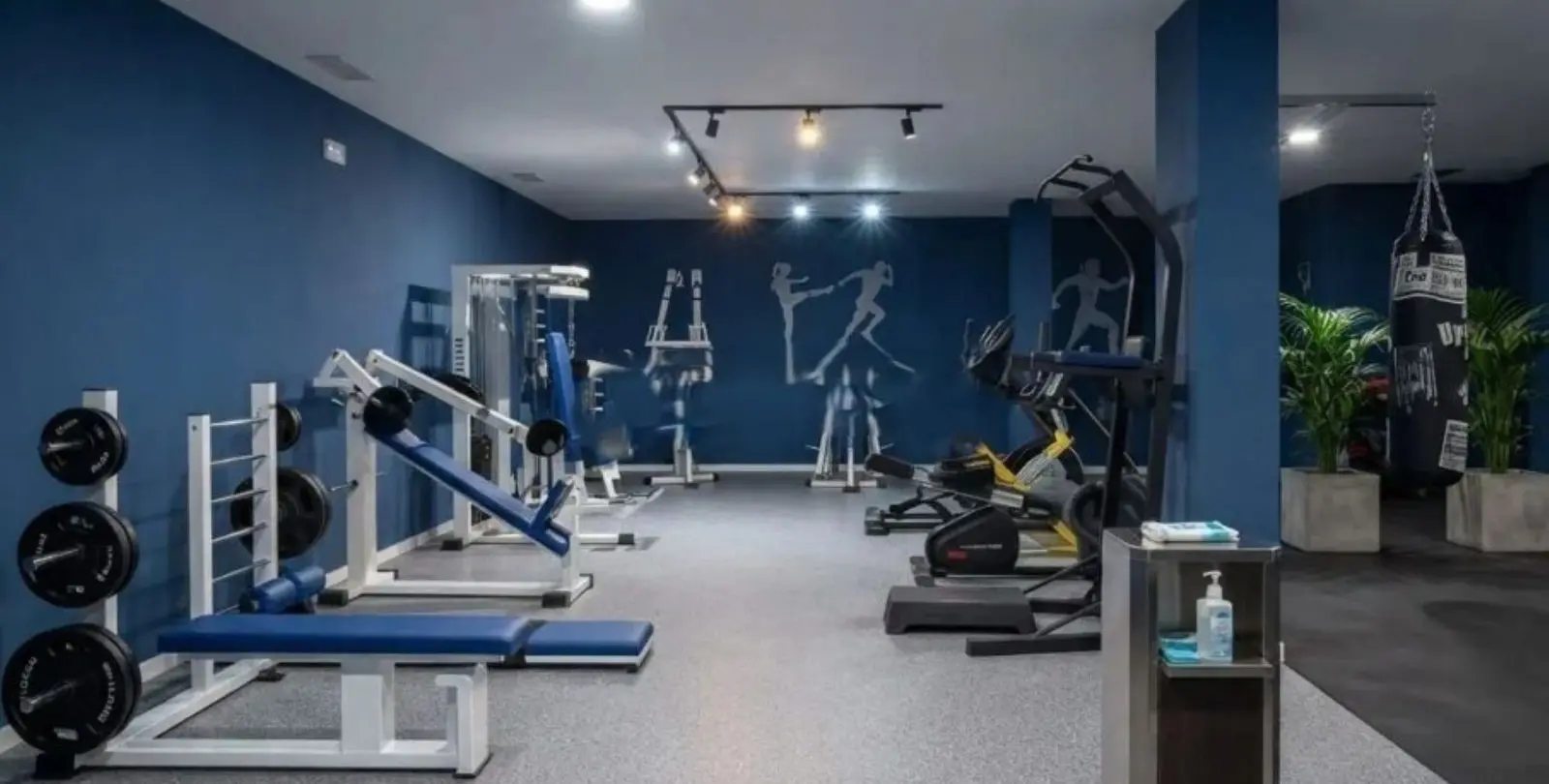 Sale of ground floor apartment in Estepona 21