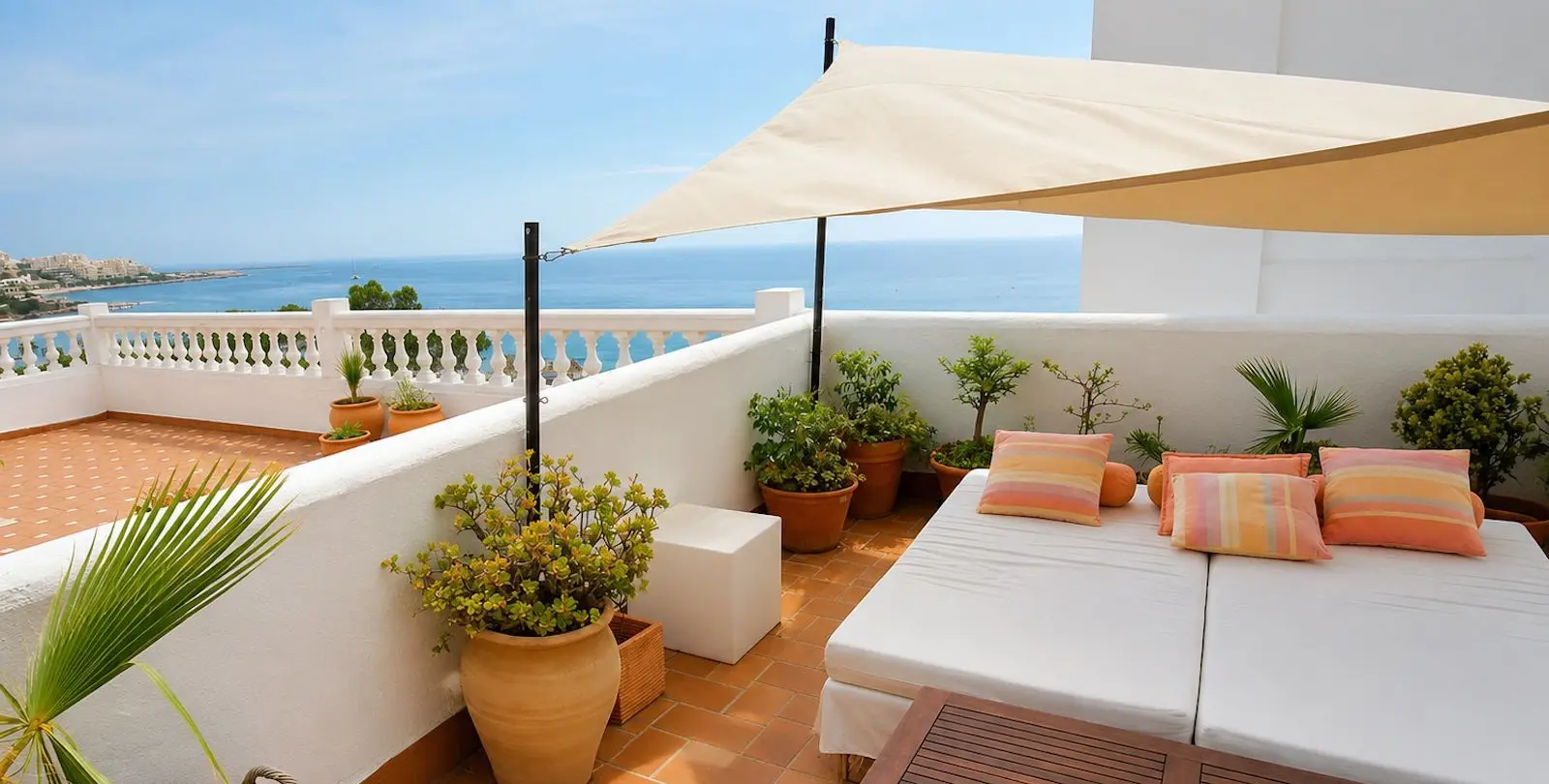 Sale of penthouse in Estepona 5