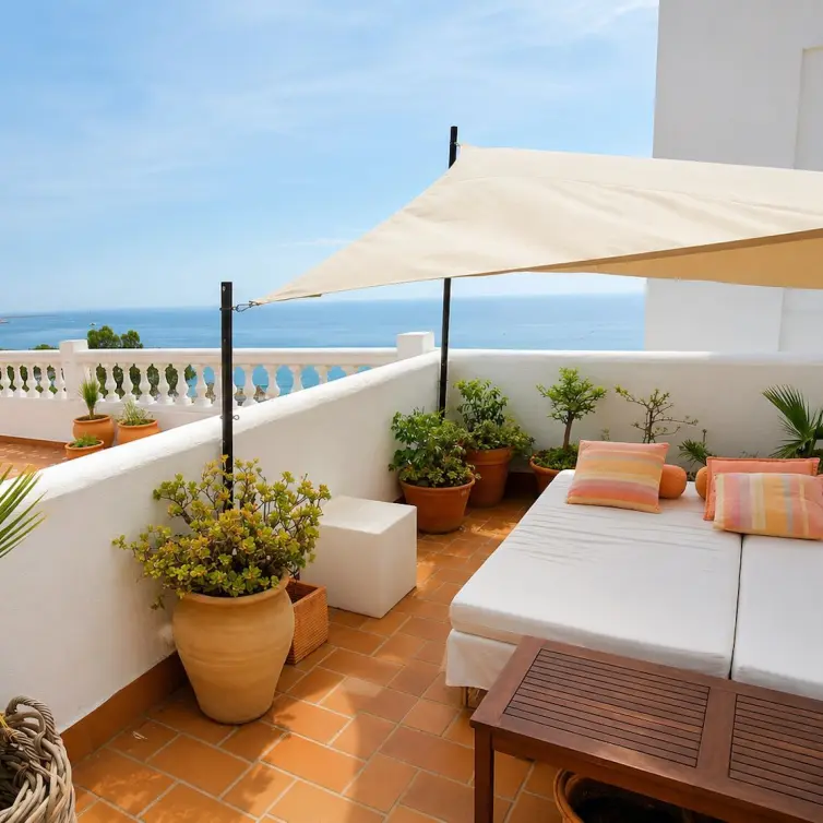 Sale of penthouse in Estepona