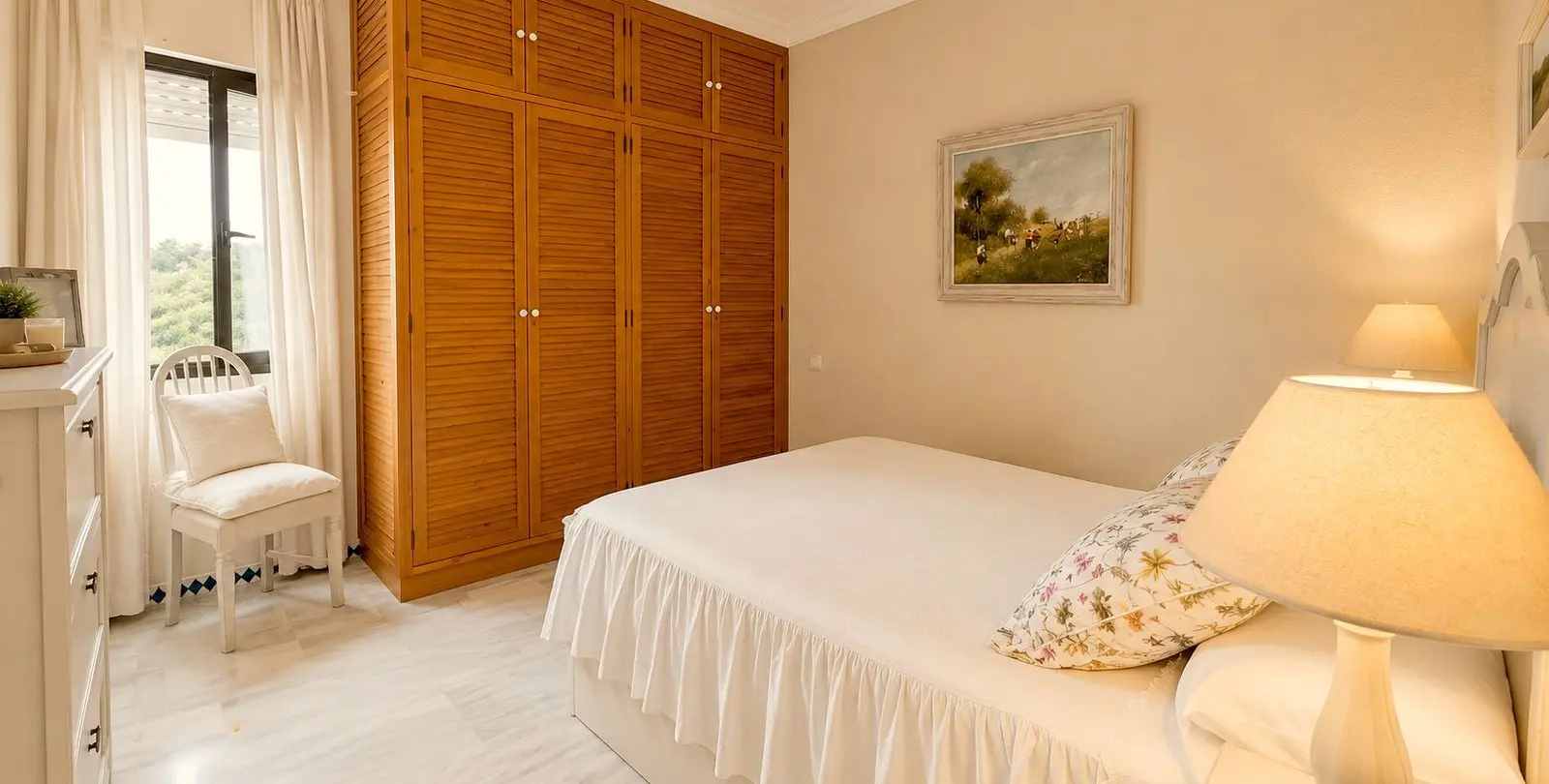 Sale of penthouse in Estepona 7