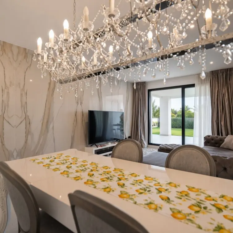 Sale of ground floor apartment in Estepona