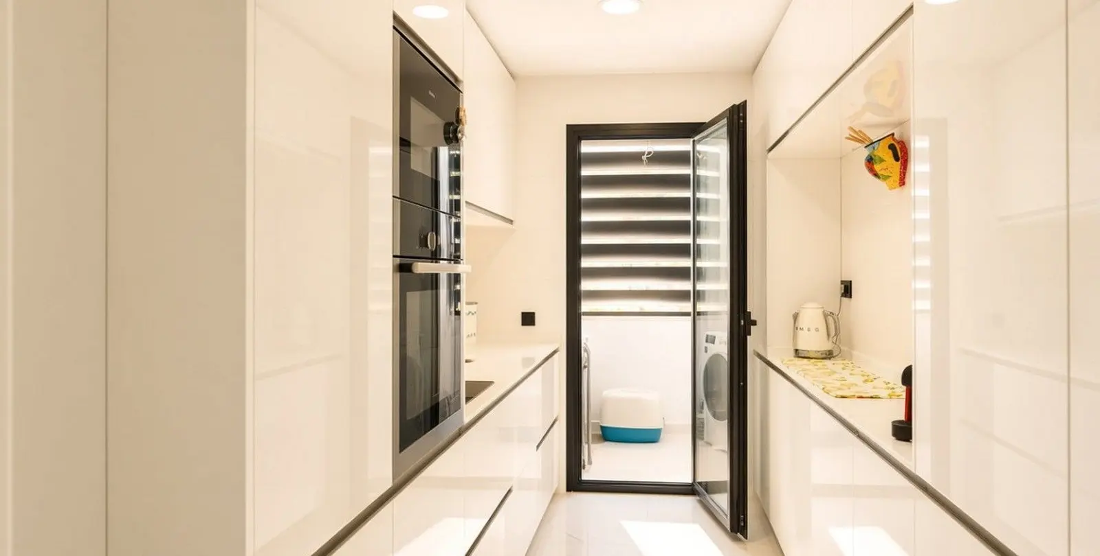 Sale of ground floor apartment in Estepona 15