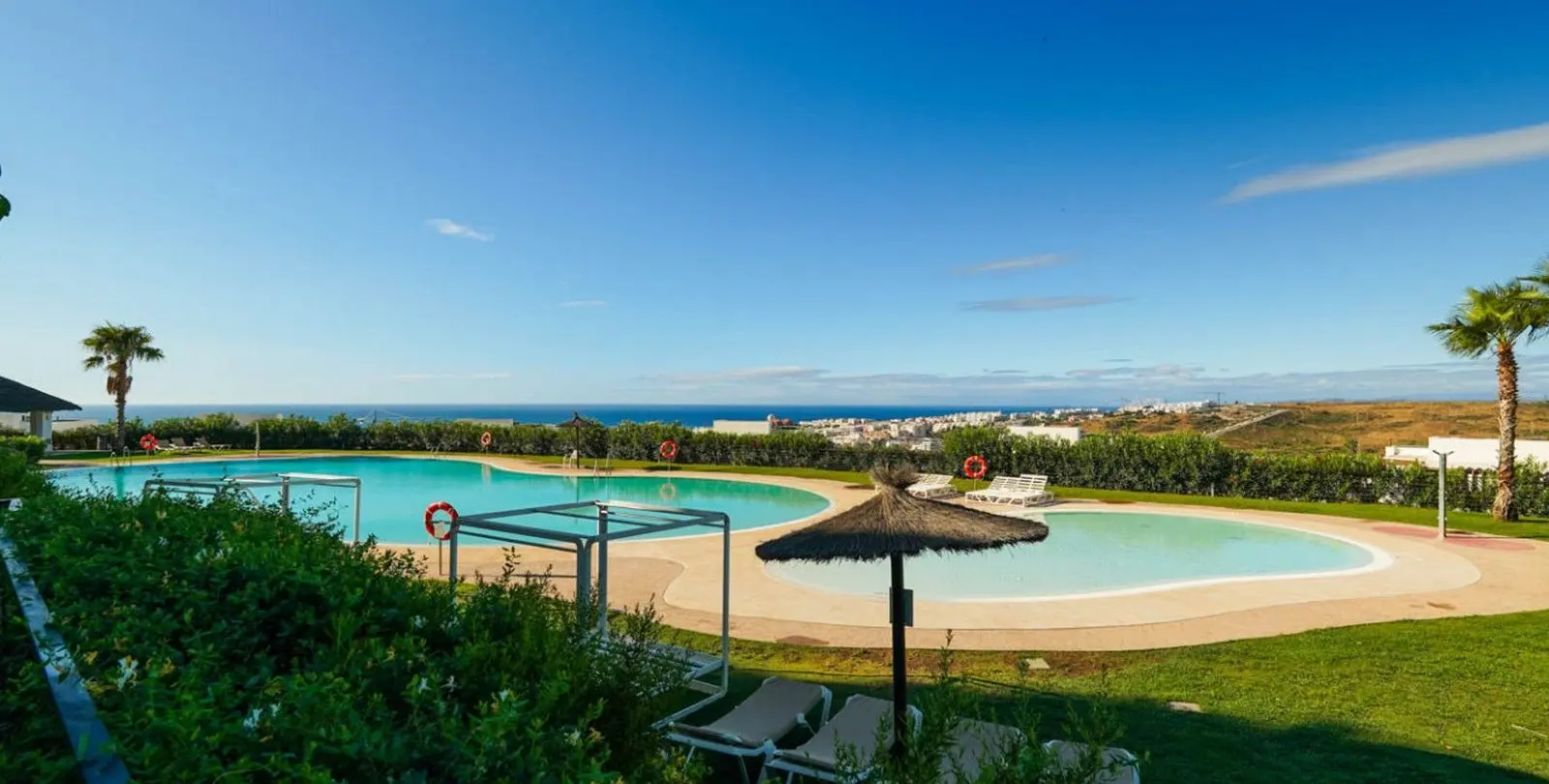 Sale of ground floor apartment in Estepona 20