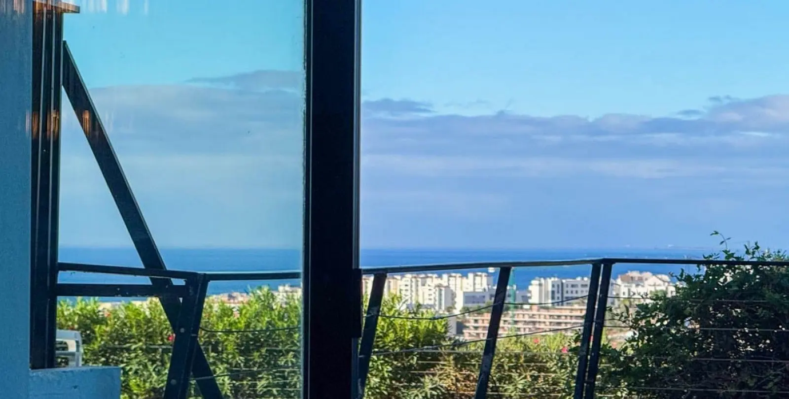 Sale of ground floor apartment in Estepona 28