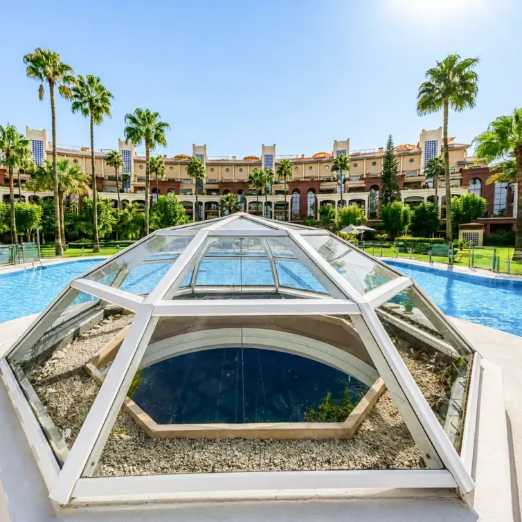 Sale of middle floor apartment in Benalmadena