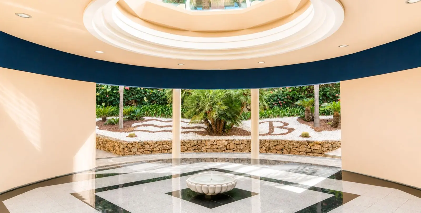 Sale of middle floor apartment in Benalmadena 29