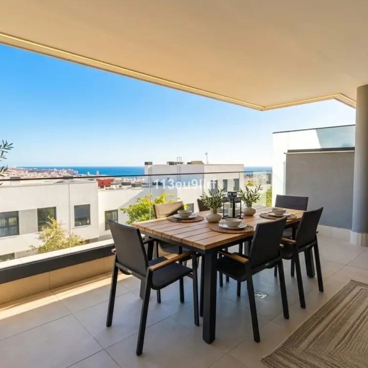 Продажа апартаментов на первом этаже в Estepona