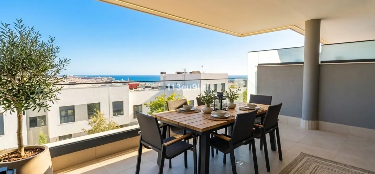 Продажа апартаментов на первом этаже в Estepona 0