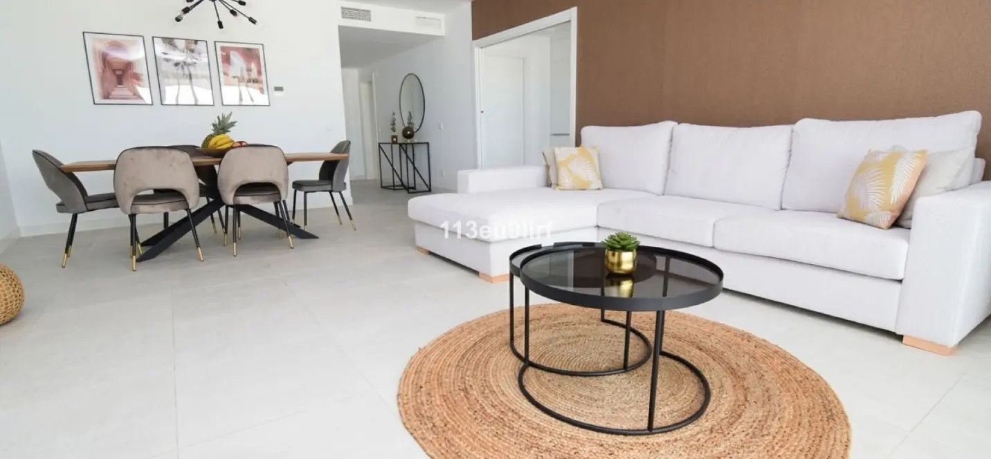 Продажа апартаментов на первом этаже в Estepona 2
