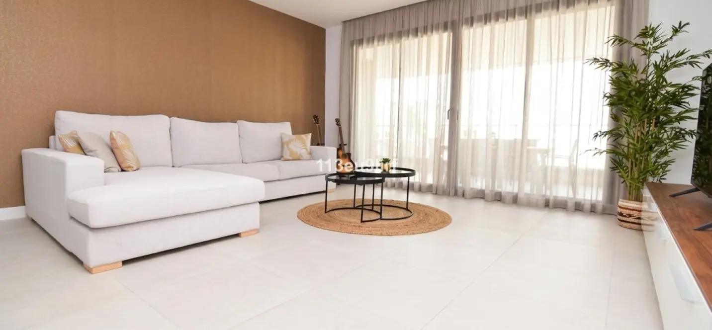 Продажа апартаментов на первом этаже в Estepona 4