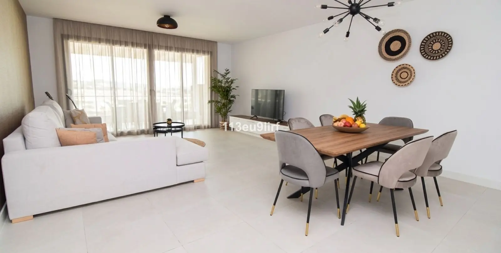 Venta de apartamento en planta baja en Estepona 8