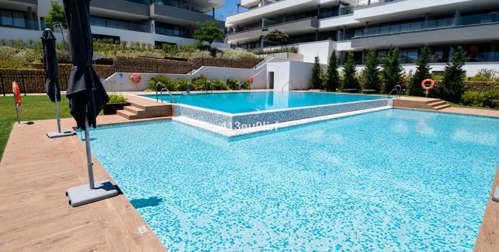 Venta de apartamento en planta baja en Estepona 10