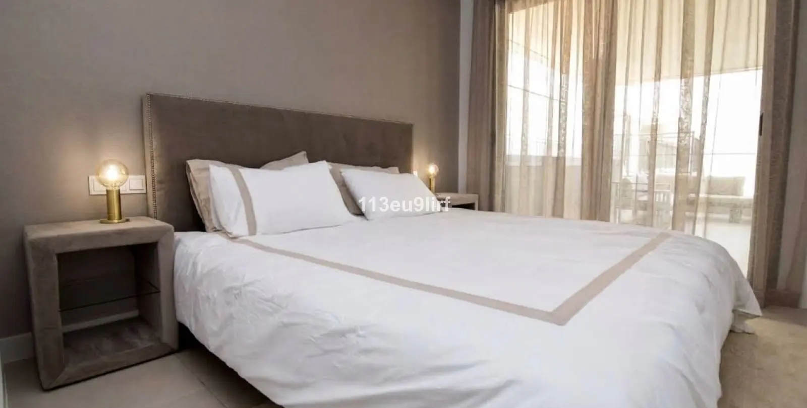 Venta de apartamento en planta baja en Estepona 15