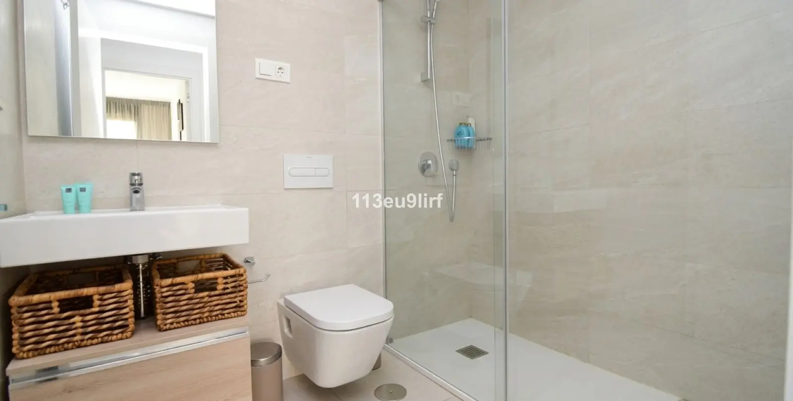 Venta de apartamento en planta baja en Estepona 16