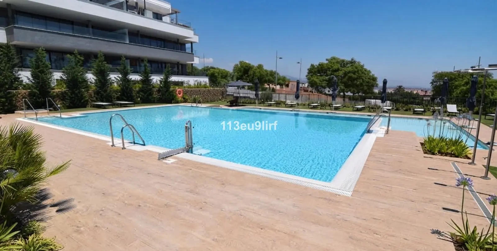 Venta de apartamento en planta baja en Estepona 26