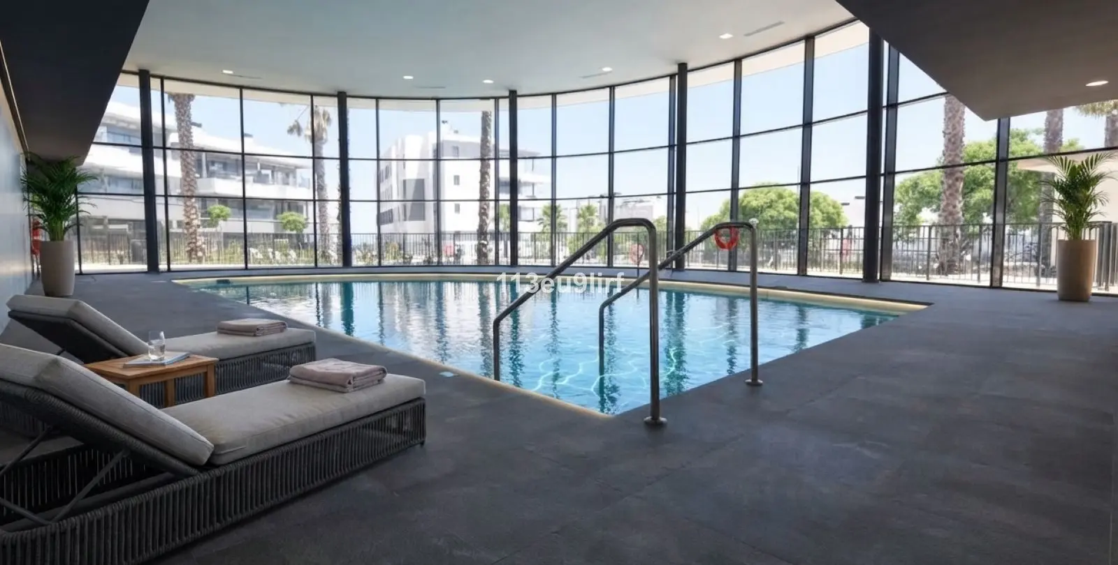 Venta de apartamento en planta baja en Estepona 28