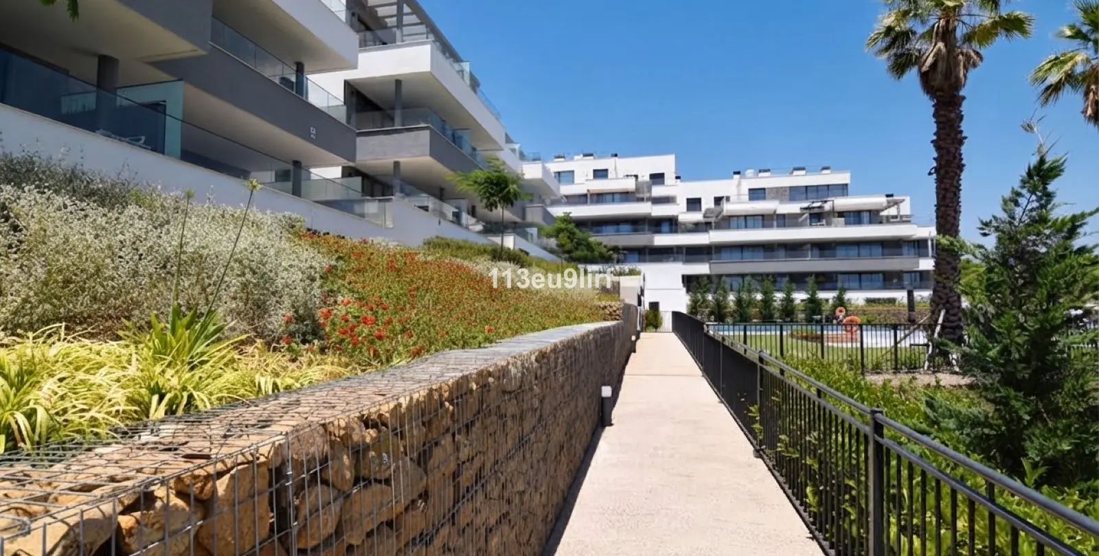 Venta de apartamento en planta baja en Estepona 33