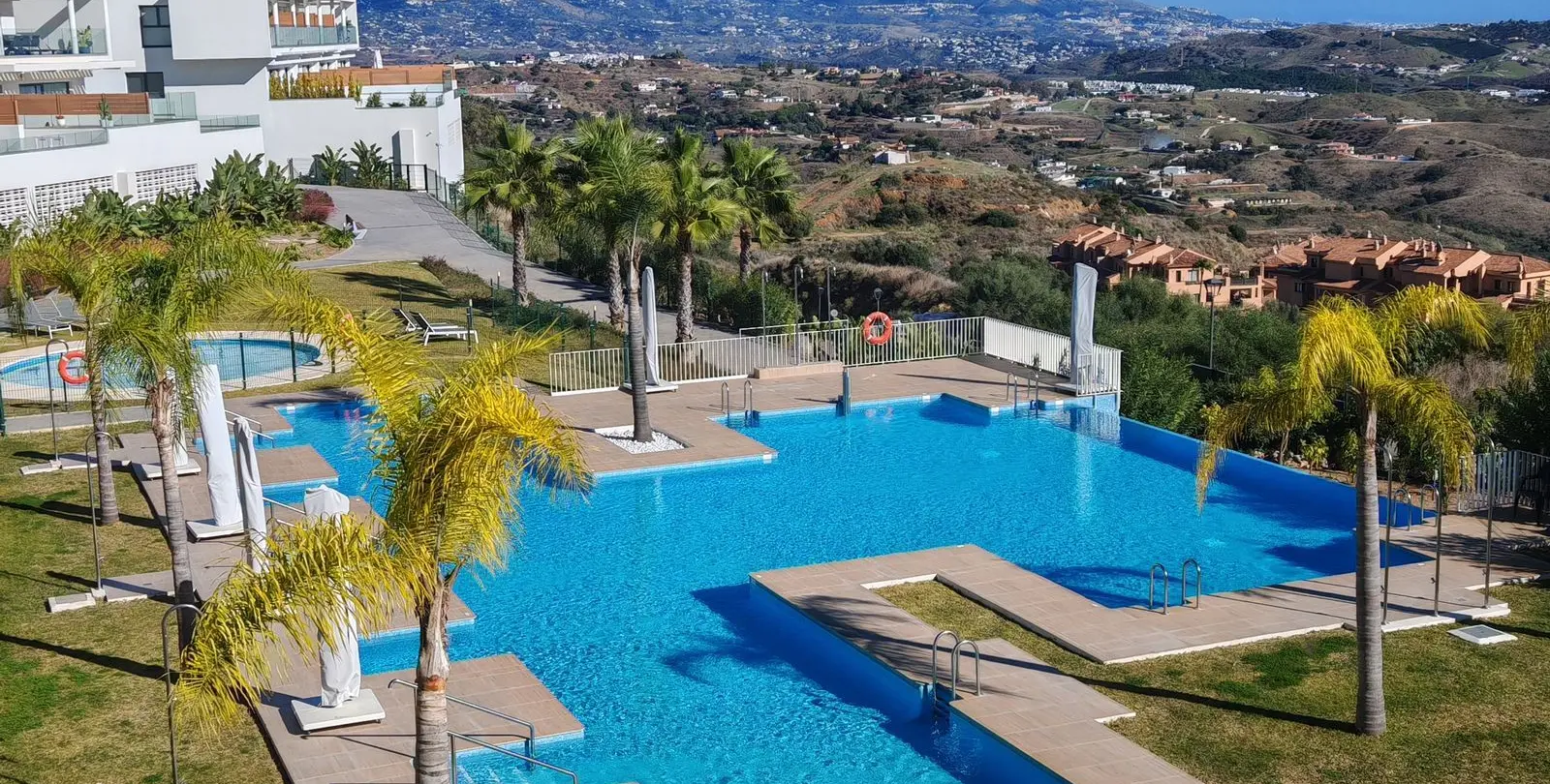 Venta de apartamento en planta media en Calanova Golf 1