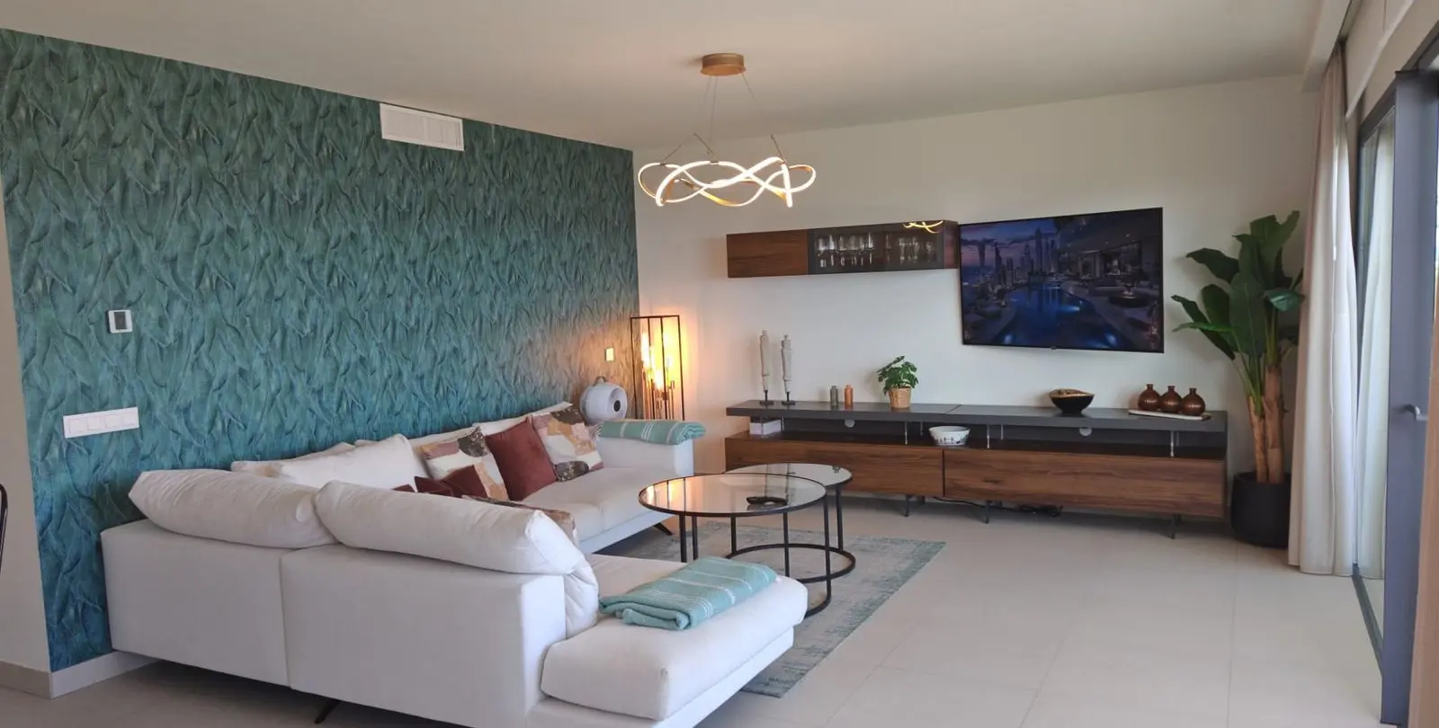 Venta de apartamento en planta media en Calanova Golf 4