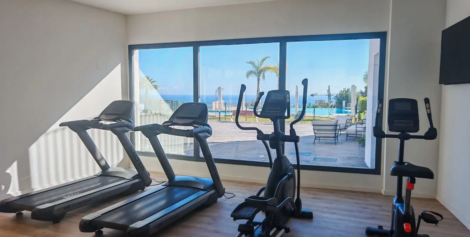 Venta de apartamento en planta media en Calanova Golf 7
