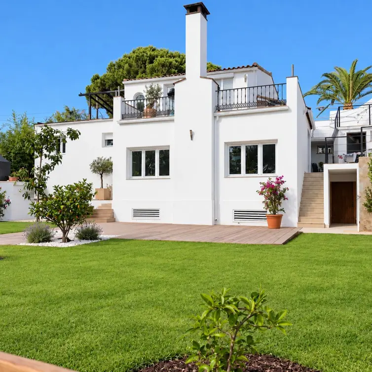 Venta de villa independiente en El Rosario