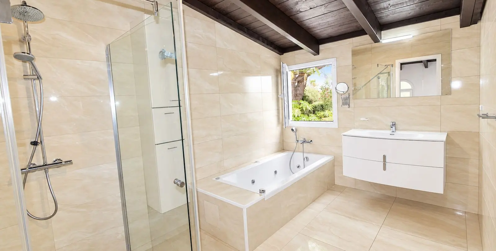 Venta de villa independiente en El Rosario 27