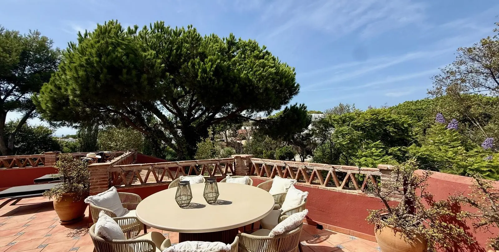 Sale of penthouse duplex in Elviria 13