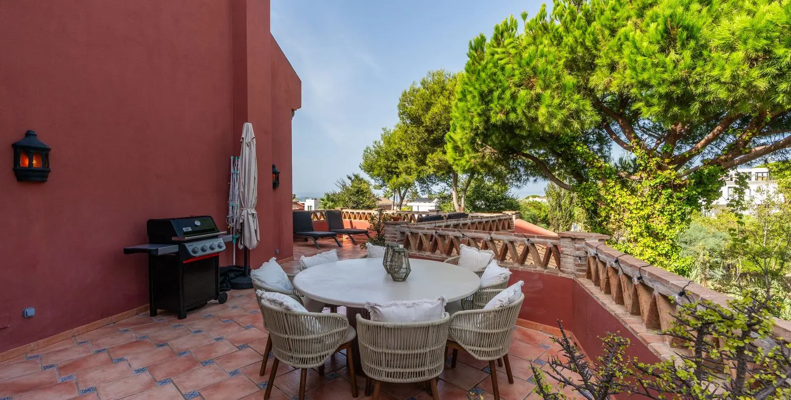 Sale of penthouse duplex in Elviria 30