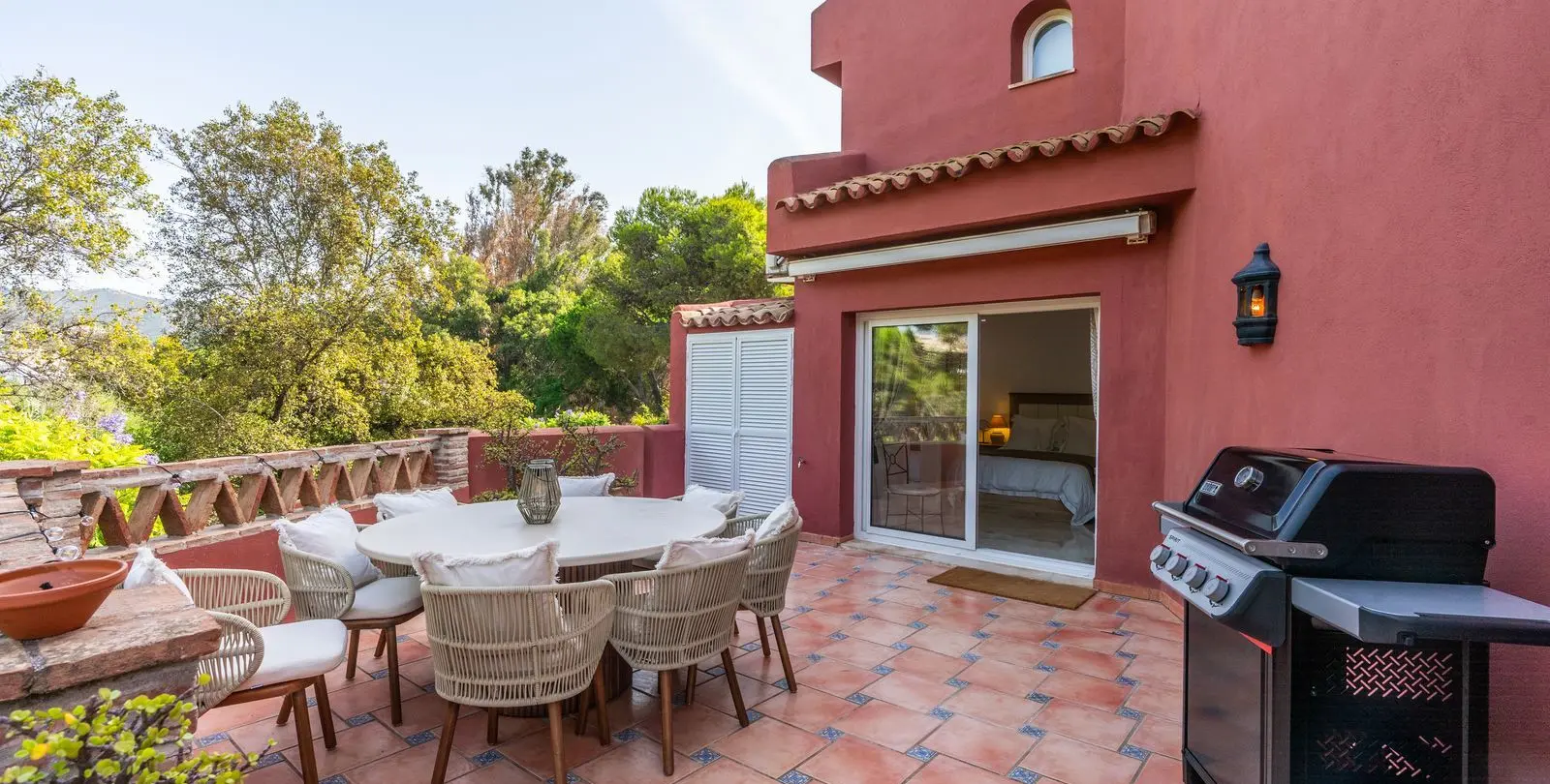 Sale of penthouse duplex in Elviria 34
