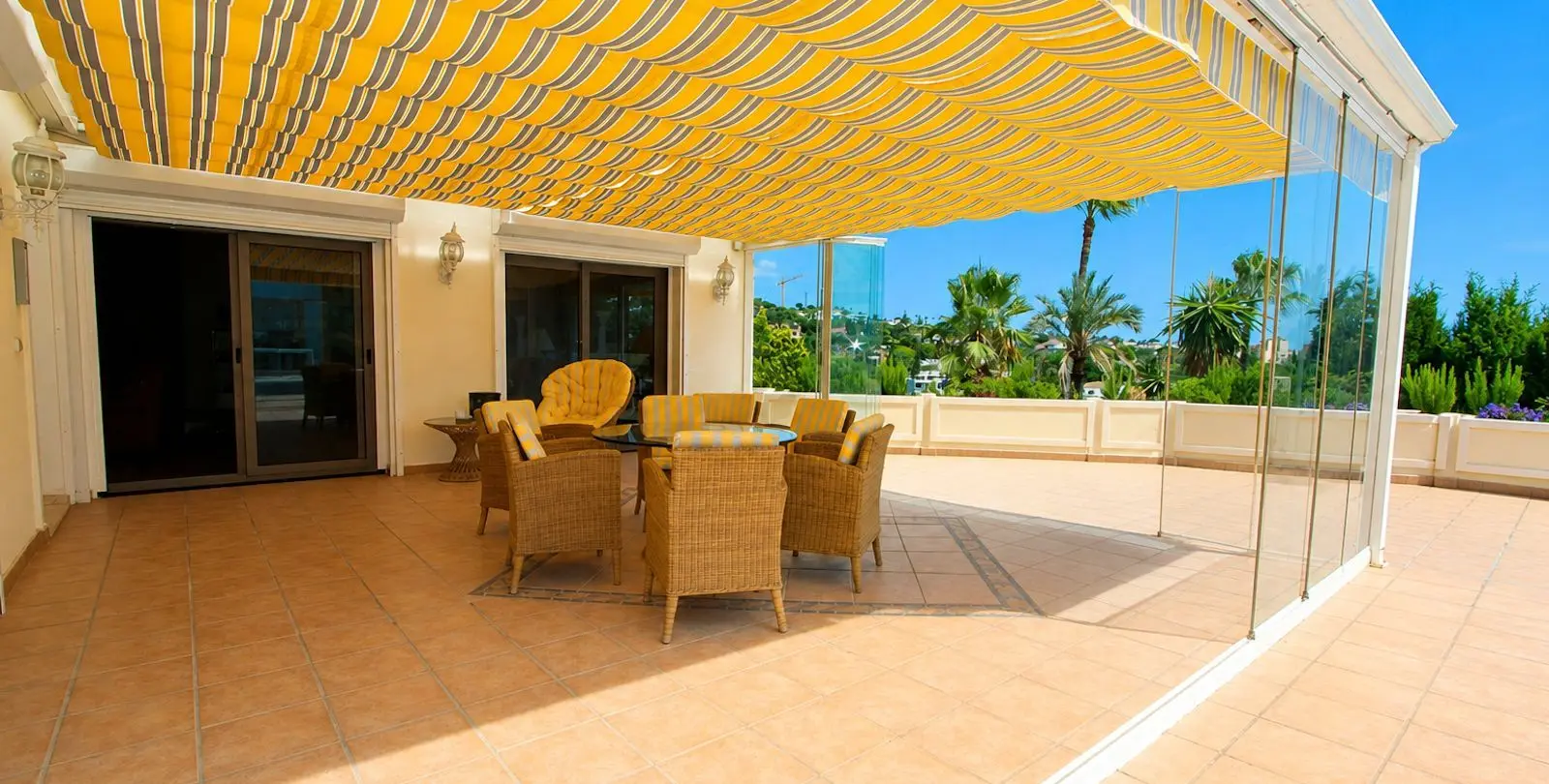 Sale of detached villa in Elviria 24
