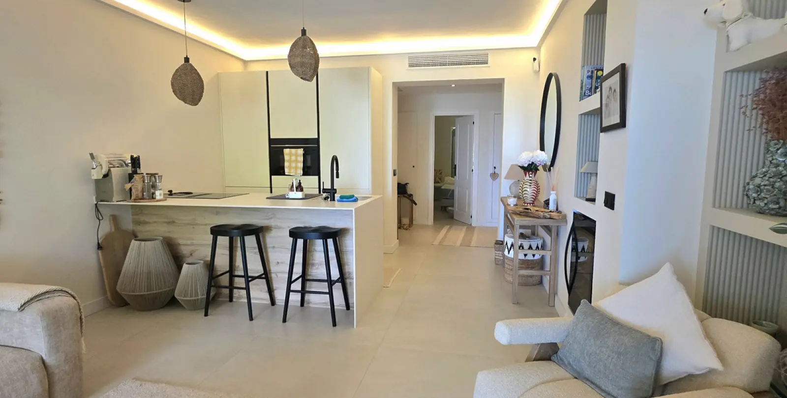 Alquiler a largo plazo de apartamento en planta media en Benahavís 3