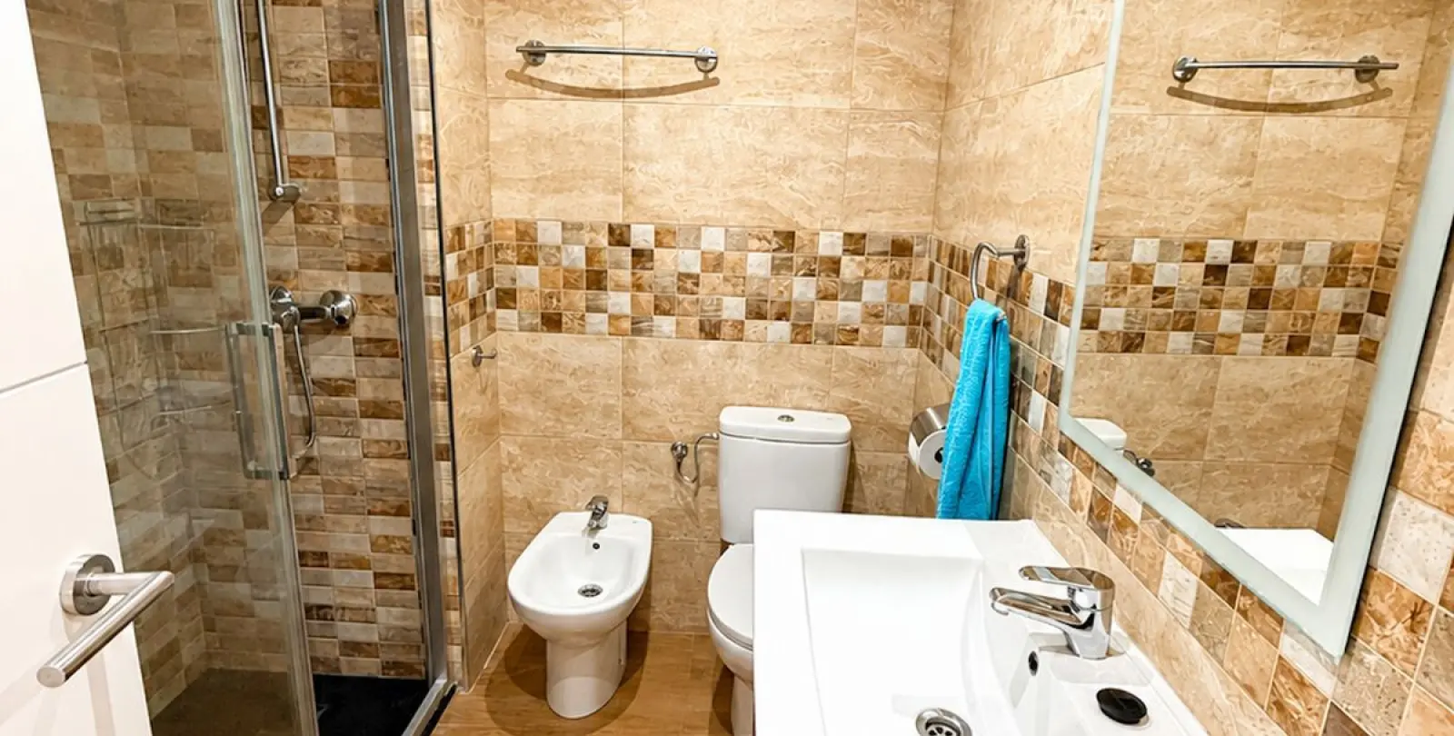 Venta de apartamento en planta media en San Pedro de Alcántara 7