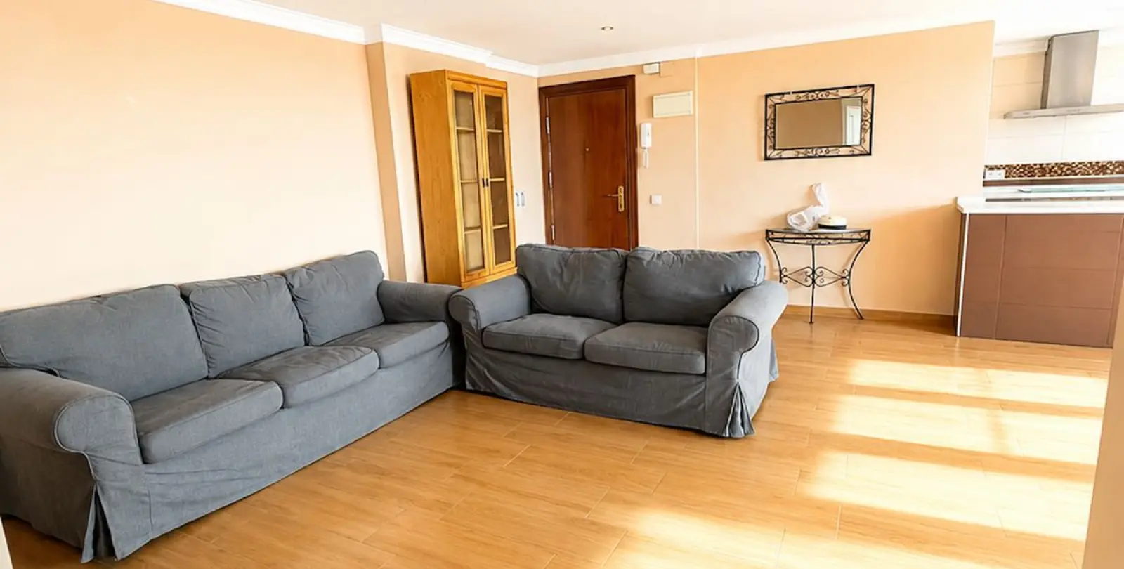 Venta de apartamento en planta media en San Pedro de Alcántara 9