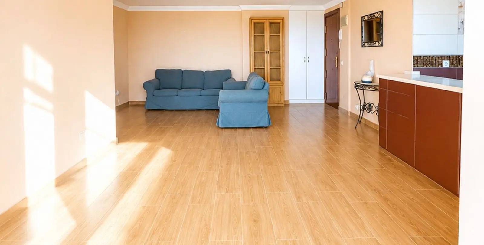 Venta de apartamento en planta media en San Pedro de Alcántara 12