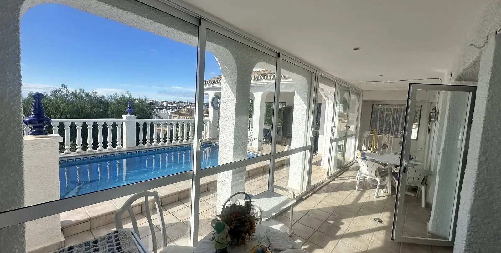 Venta de villa independiente en Calahonda 4