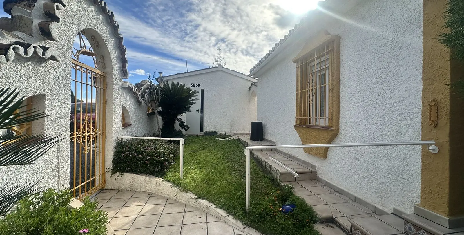 Venta de villa independiente en Calahonda 15