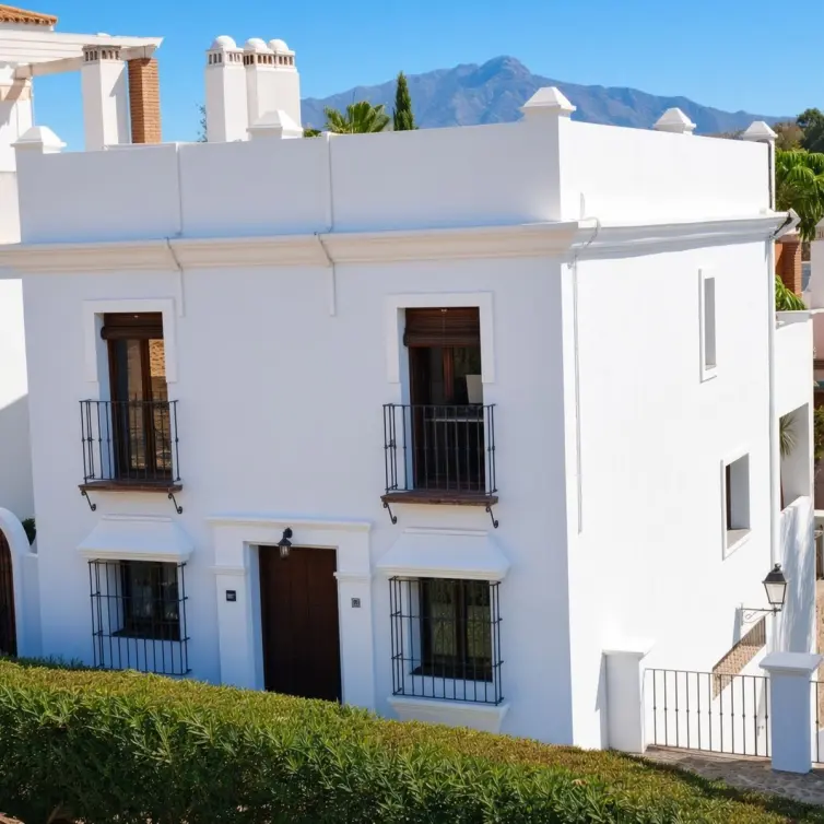 Venta de casa pareada en El Paraiso