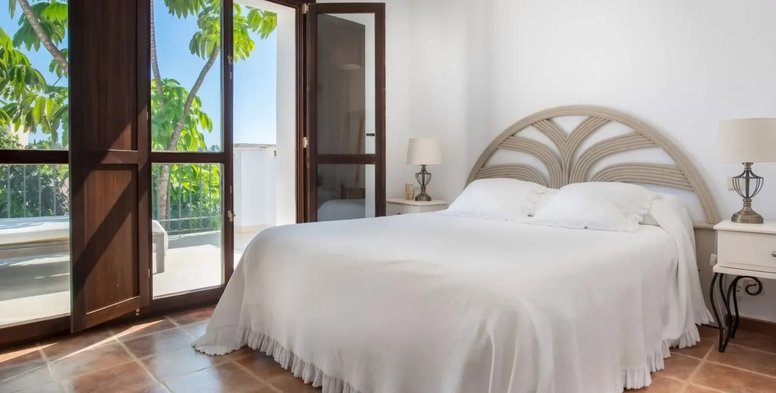 Venta de casa pareada en El Paraiso 16