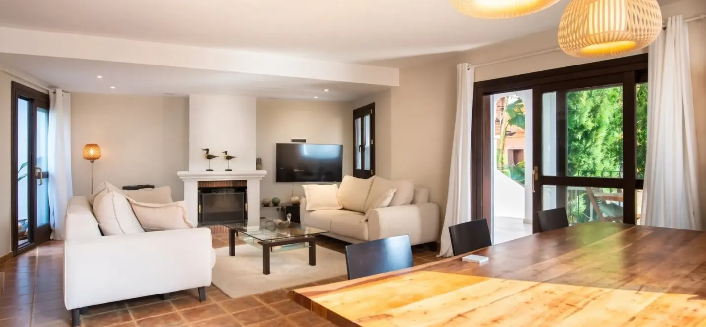 Venta de casa pareada en El Paraiso 2